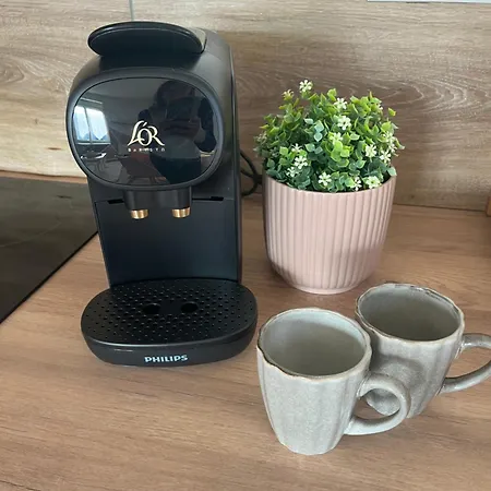 L'entracte, Reims-cormontreuil Lägenhet